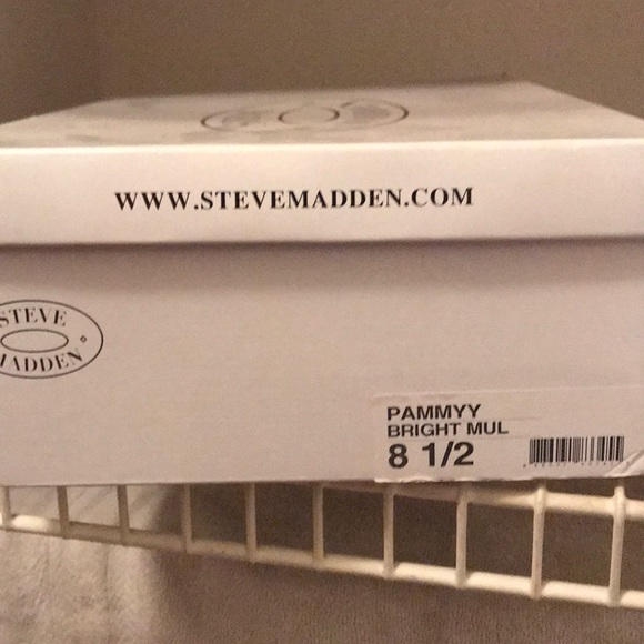 Steve Madden Wedges - Picture 3 of 3